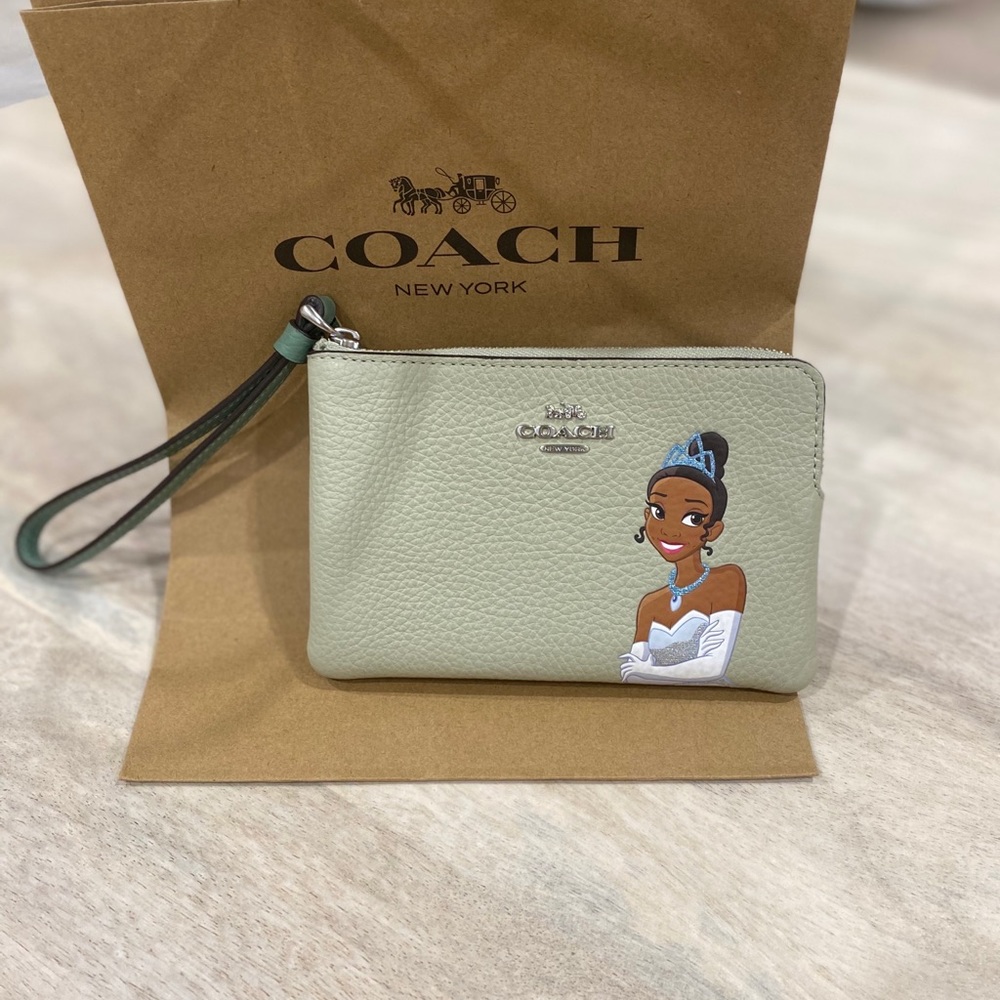 Disney x Coach Tiana Wrislet